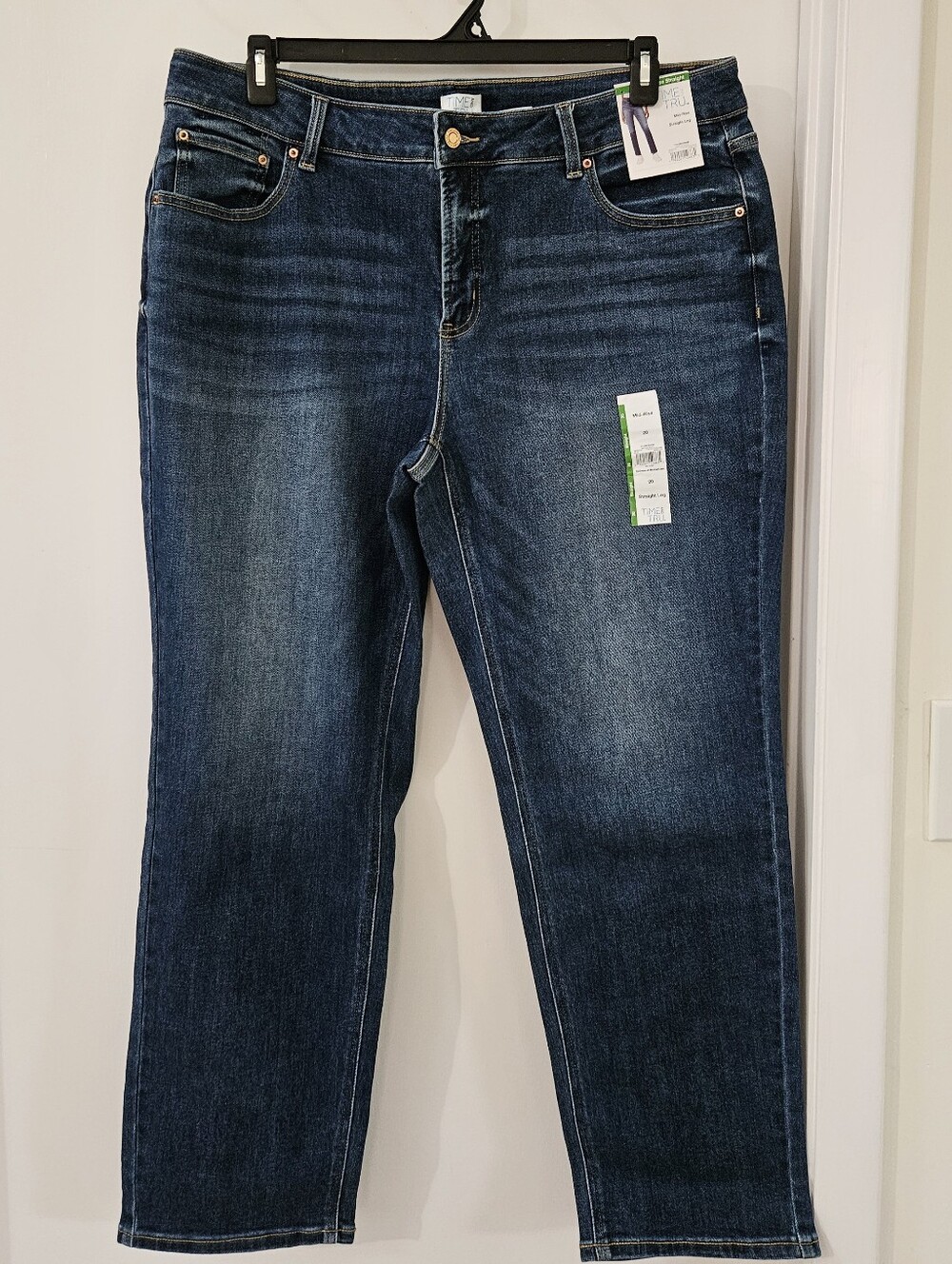 Time and Tru Womens Straight Leg Jeans Medium Wash Size 16 Petite NWOT